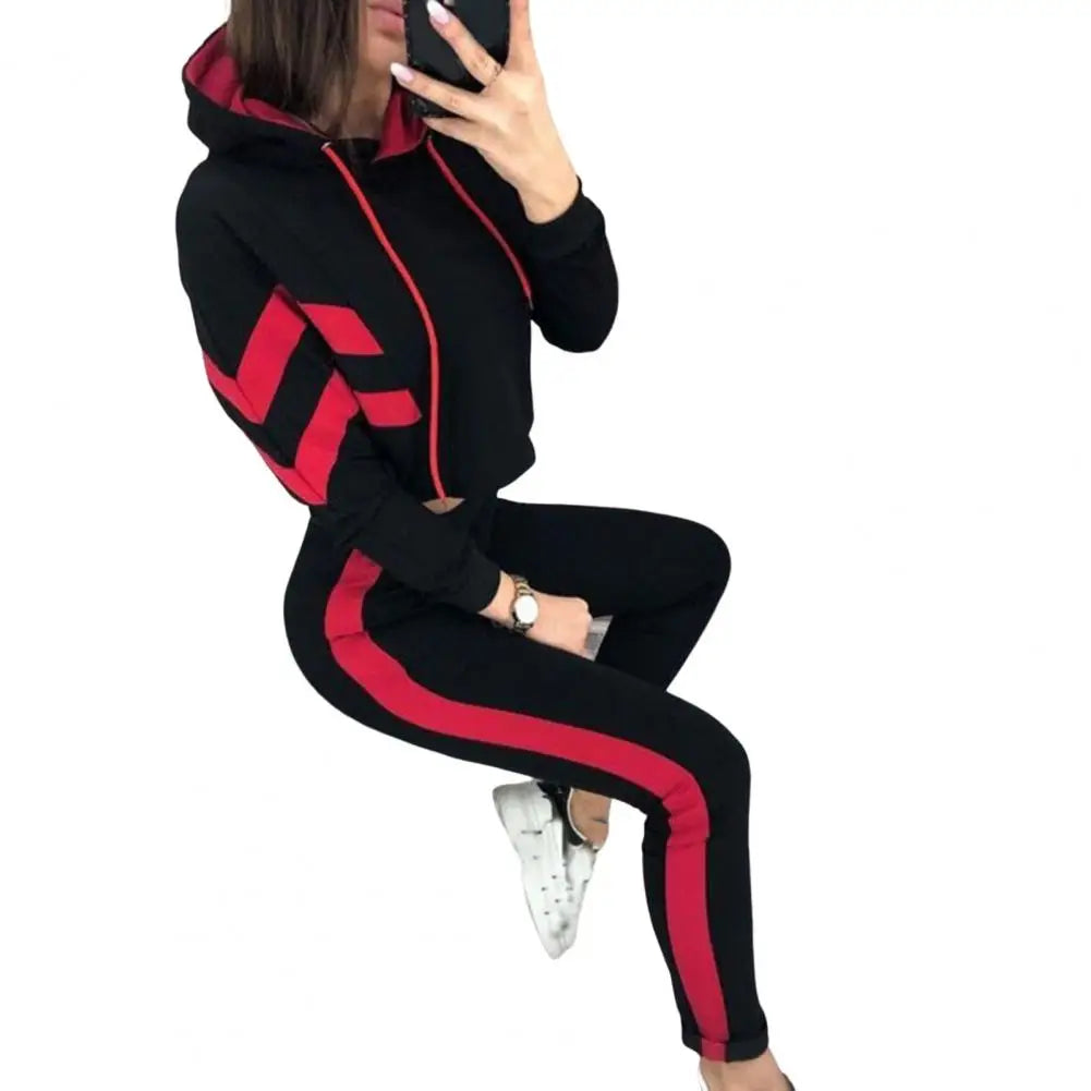 Conjunto Feminino com Capuz